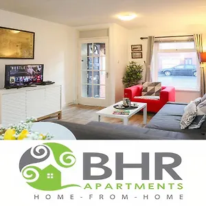 Great Location - Centre - Parking - 4 Beds - 2 Bedrooms , Belfast United Kingdom